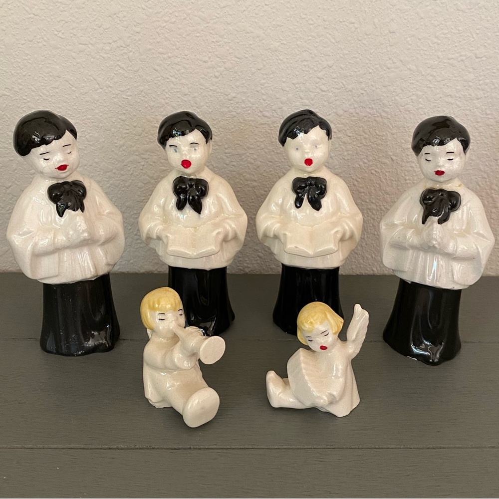 Antique porcelain choir set: 4 choirboys and 2 angels
